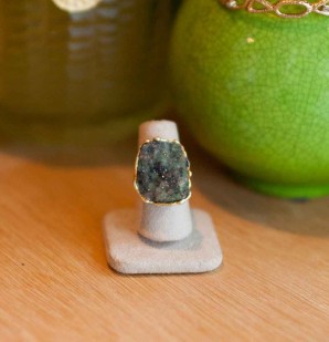 Bora-Druzy-Crystal-Ring