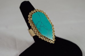 Melinda_Maria_Turquoise_Gold_Pod_Ring