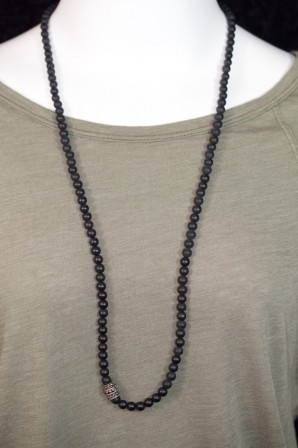 Lisa_Freede_Black_Onyx_Beaded_Necklace