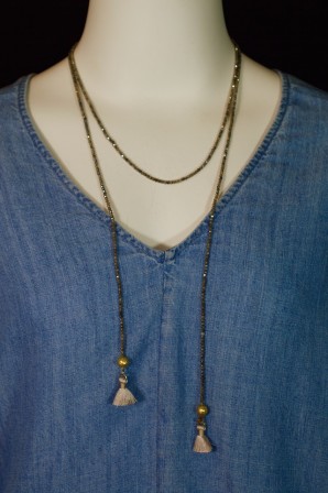 Lisa_Freede_Tiegan_Mystic_Labradorite_Choker 2