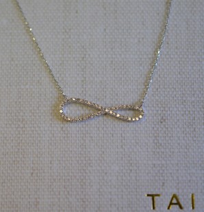 Tai-Infinity-necklace